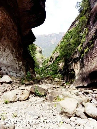 Tugela Gorge - River Bed