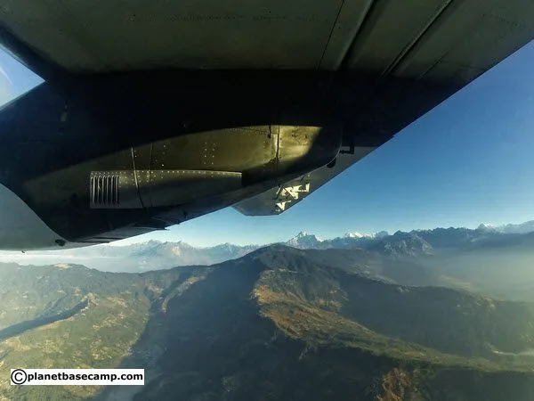 Everest Base Camp Trek - Where To Sit On The Plane - planetbasecamp